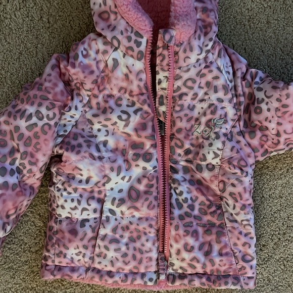 Winter coat - Picture 4 of 4